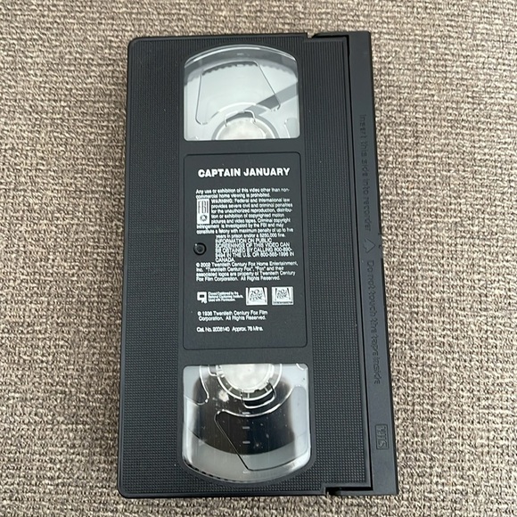 5/$25 Vintage Shirley Temple Captain January VHS Movie 20th Century Fox 1936 - Picture 3 of 4